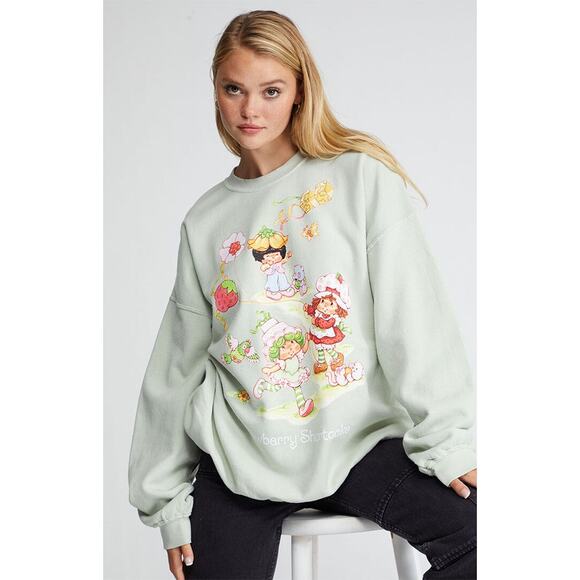 Strawberry Shortcake Sweatshirt Green Flying Kites Pullover Women's Size OS - Picture 1 of 10